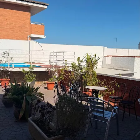 Miramar Hotel 3*